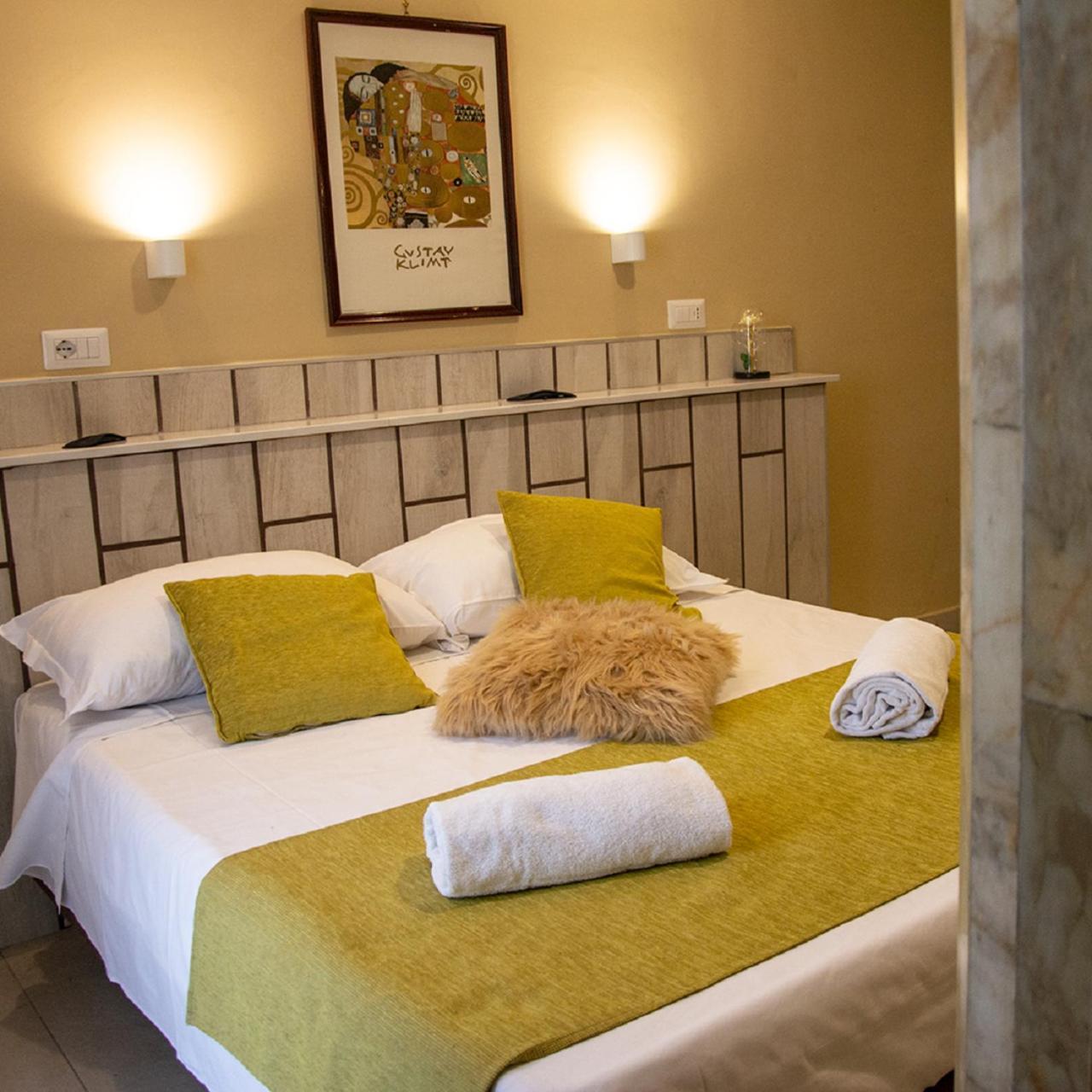 Hotel Garden Napoli Luaran gambar
